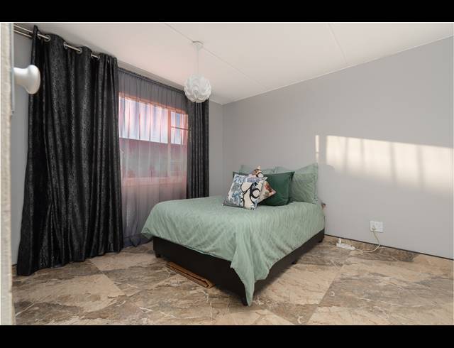 1 BEDROOM TOWNHOUSE FOR SALE IN ALAN MANOR